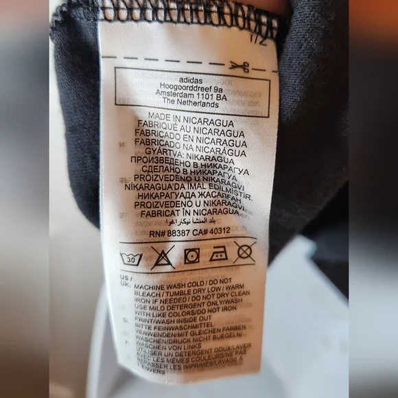 NWT Adidas SAMBA brand With The 3 Stripes Xl Short Sleeve T-shirt Mens Black - Picture 3 of 6